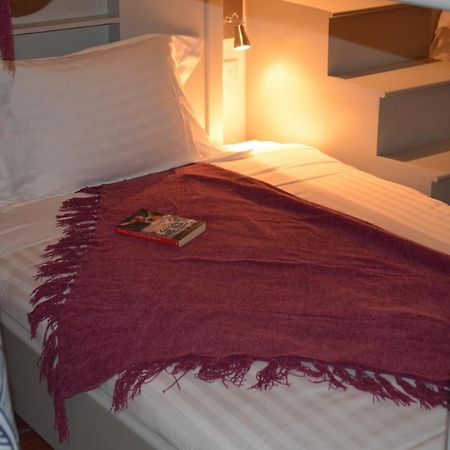 Luna Maya Hostel & Wellness Antigua Luaran gambar